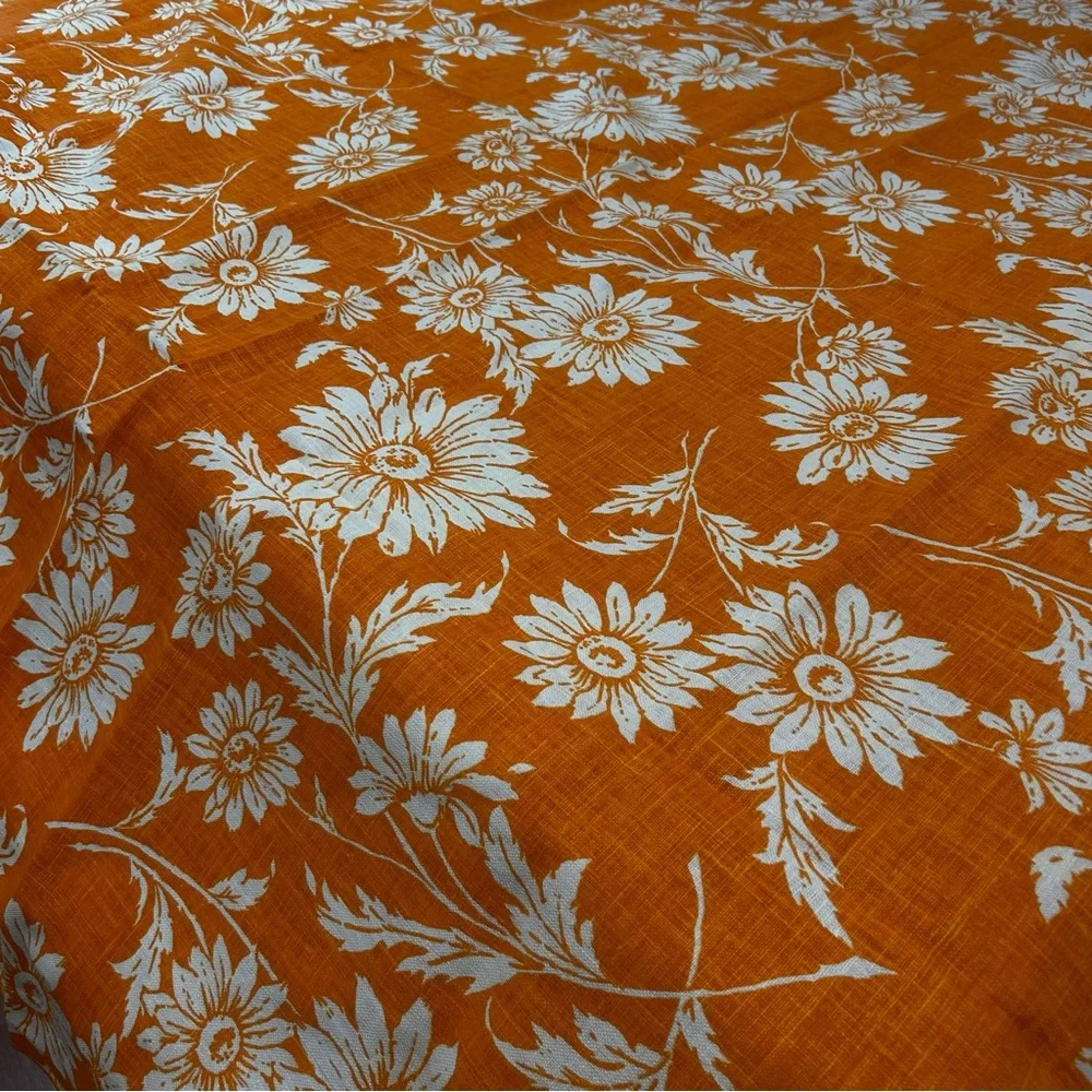 Parisian Prints Pure Linen oval tablecloth vintage daisies USA orange white new